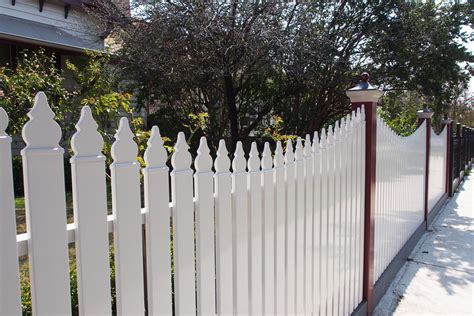 white house metal fence|white house with picket fence.